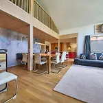 Penthouse Holleis
