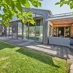 Lägenhet Penthouse Holleis *