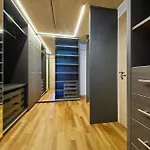 Penthouse Holleis