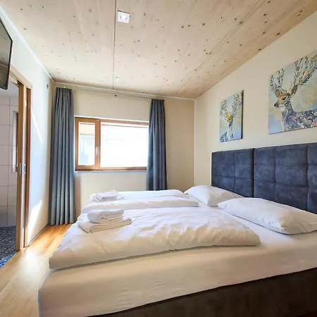 Penthouse Holleis