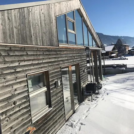Penthouse Holleis
